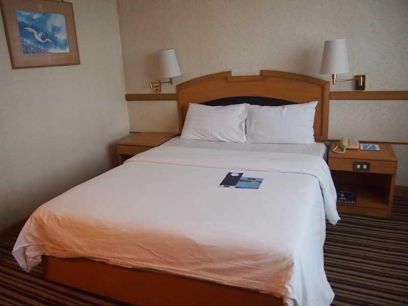 צ'ון בורי Chon Inter Hotel מראה חיצוני תמונה