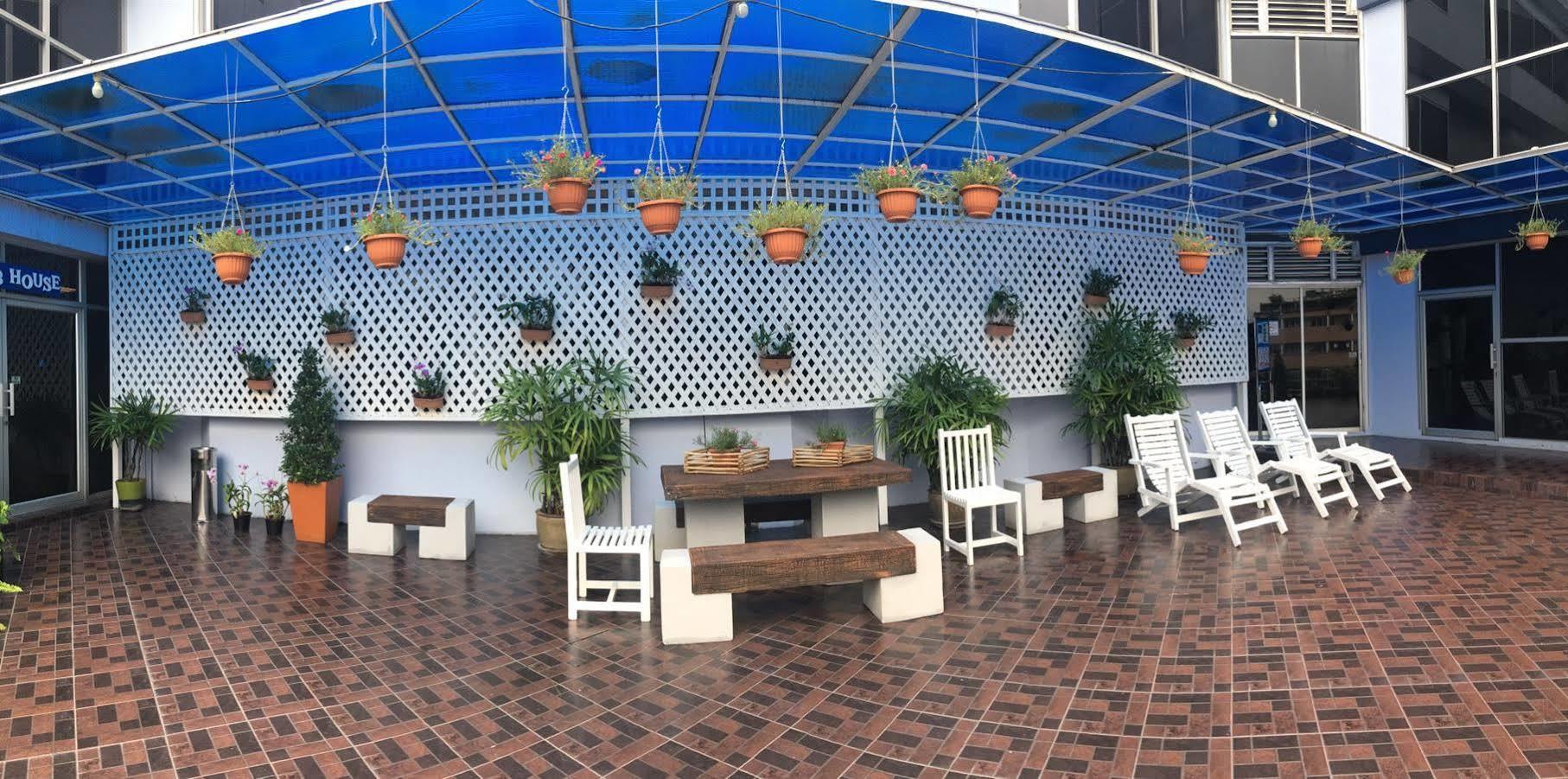 צ'ון בורי Chon Inter Hotel מראה חיצוני תמונה
