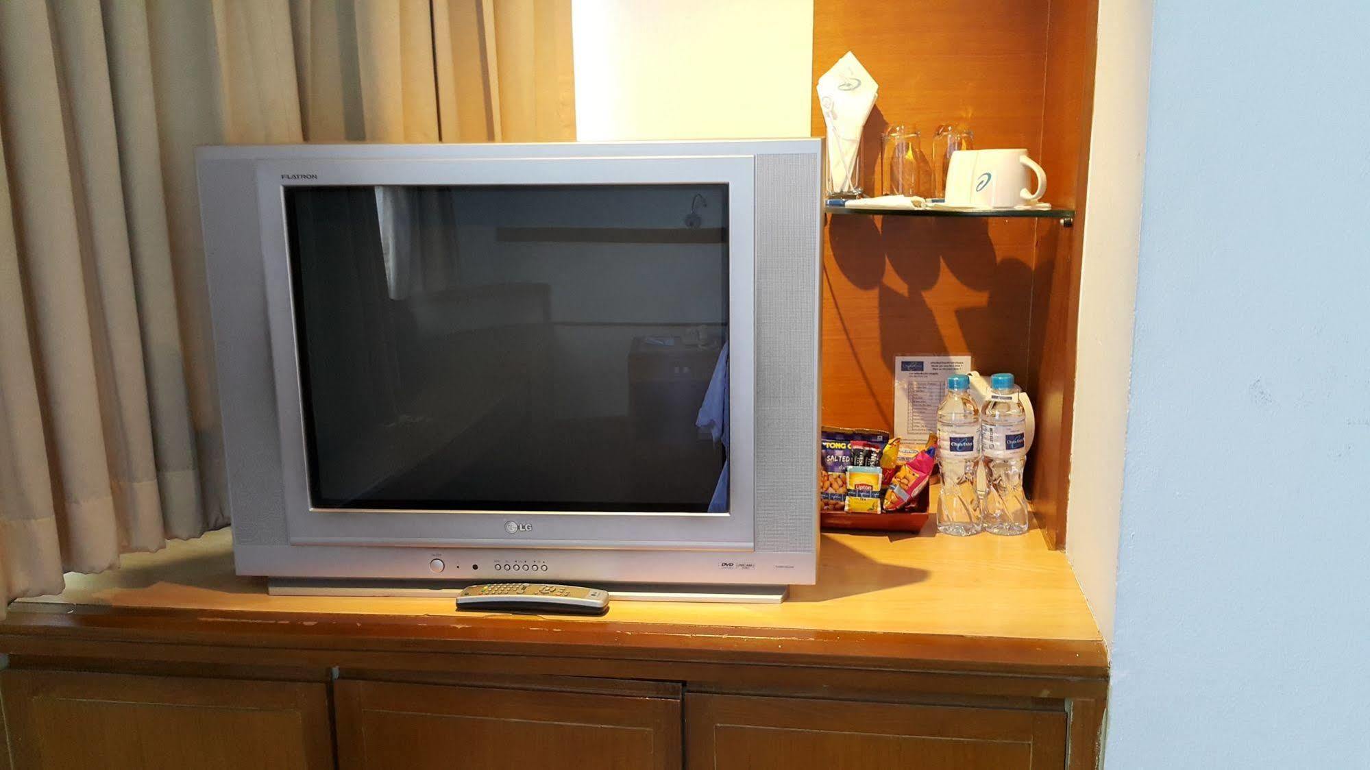 צ'ון בורי Chon Inter Hotel מראה חיצוני תמונה