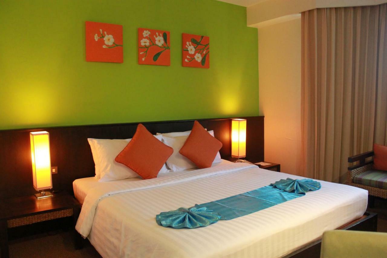 צ'ון בורי Chon Inter Hotel מראה חיצוני תמונה