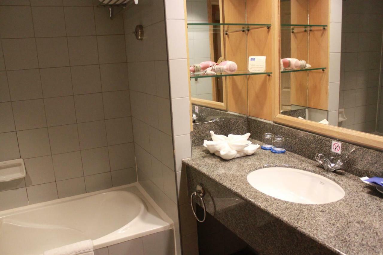 צ'ון בורי Chon Inter Hotel מראה חיצוני תמונה