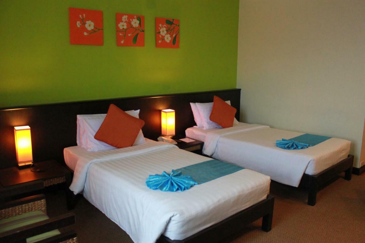 צ'ון בורי Chon Inter Hotel מראה חיצוני תמונה
