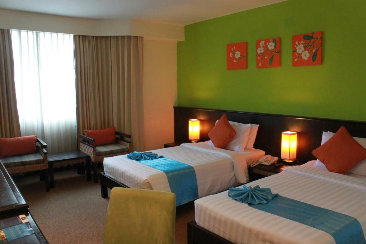 צ'ון בורי Chon Inter Hotel מראה חיצוני תמונה